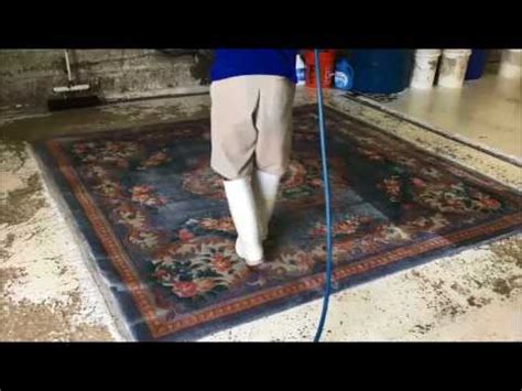 how to clean aubusson rug